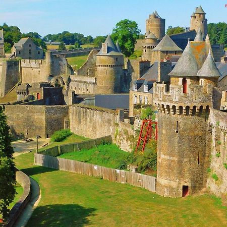 L'Escale Fougeraise Apartman Fougères Kültér fotó