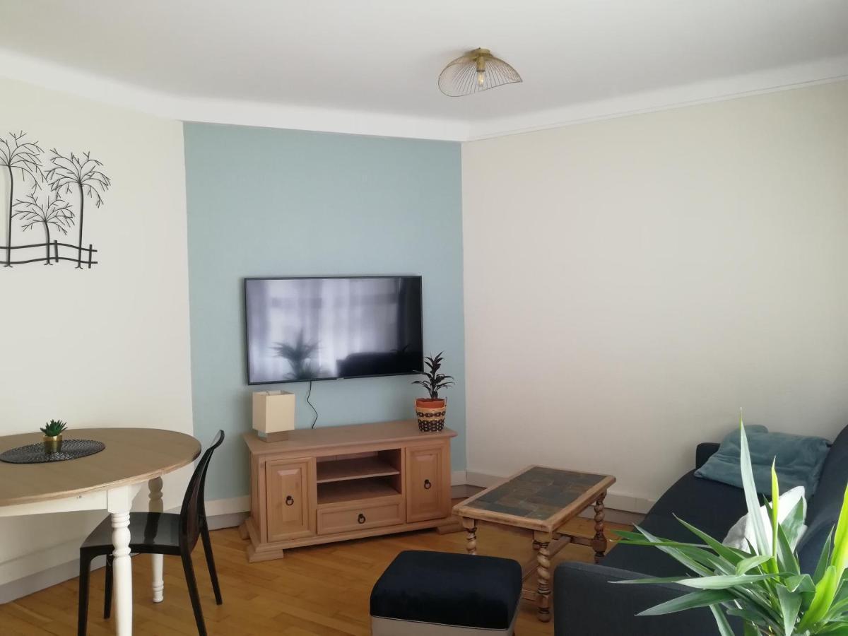 L'Escale Fougeraise Apartman Fougères Kültér fotó