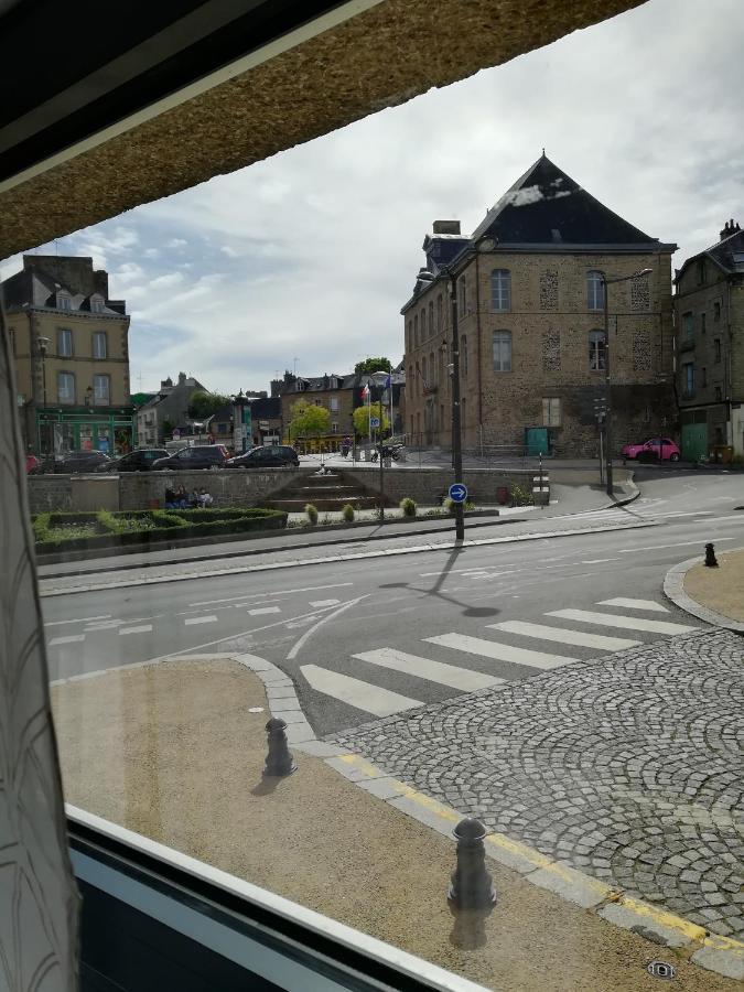 L'Escale Fougeraise Apartman Fougères Kültér fotó